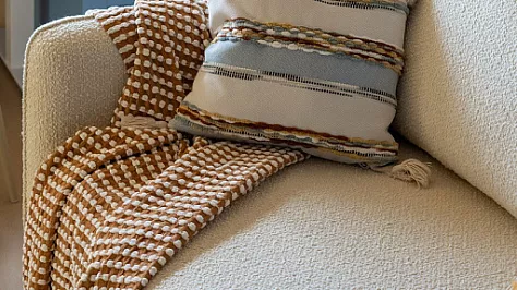 «Квартирный вопрос»: спальня-гостиная из «Тысячи и одной ночи» с TheFurny