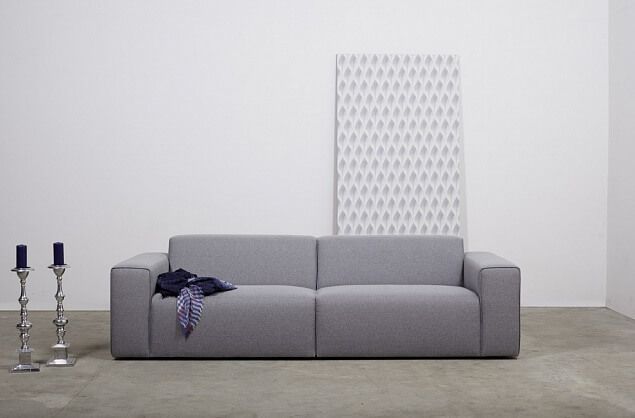 Современный диван в стиле минимализм